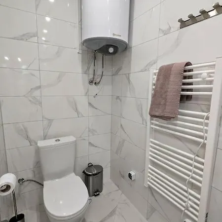 2bdrm Peaceful Escape With Free Parking Apartamento *
